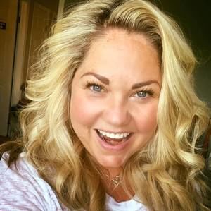 Meet your Posher, Kay